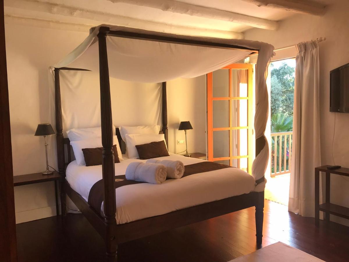 La Dulcinea Bed & Breakfast Sotogrande Exterior photo